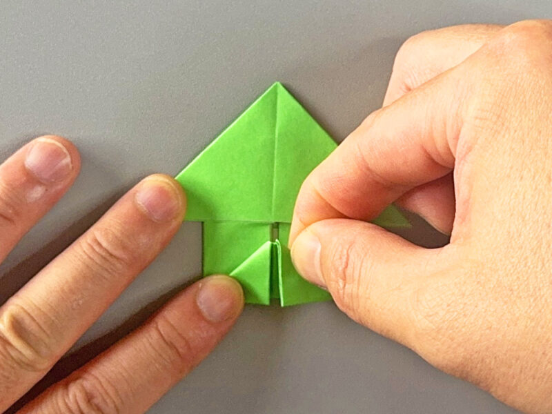 右へ開いているところの画像1