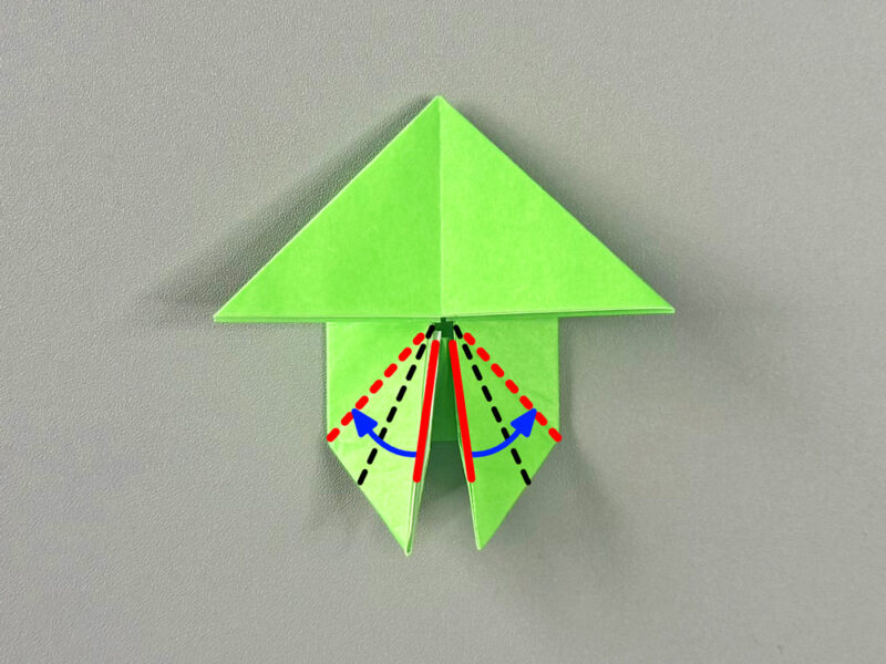 下の左右を折るところの画像