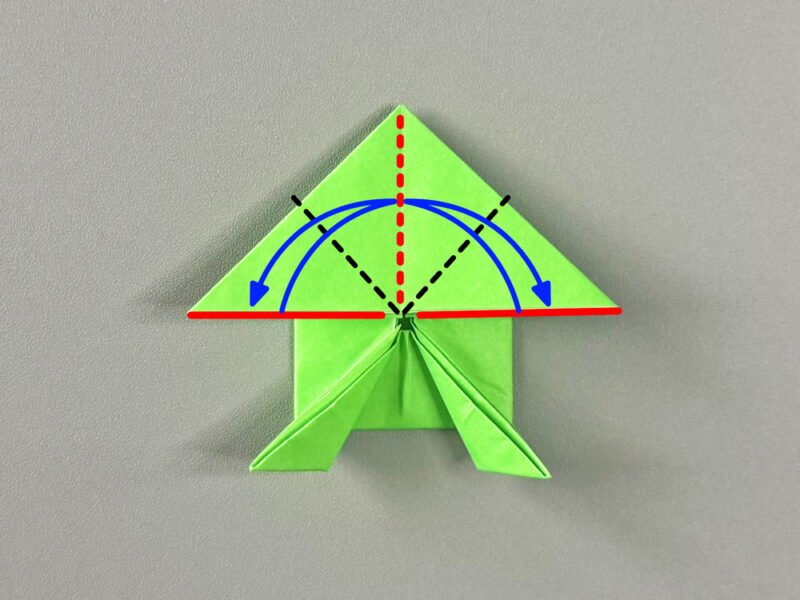 上の左右を折るところの画像