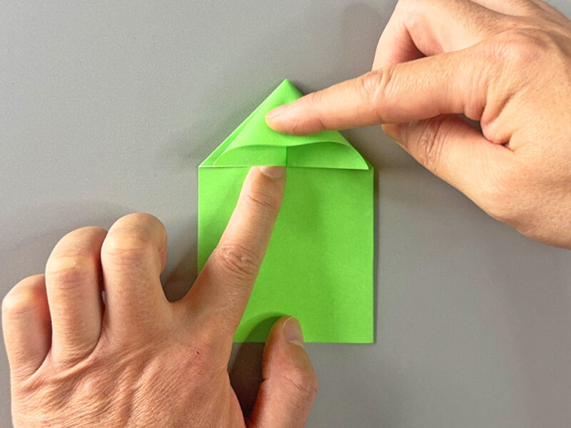 折りたたんでいるところ4