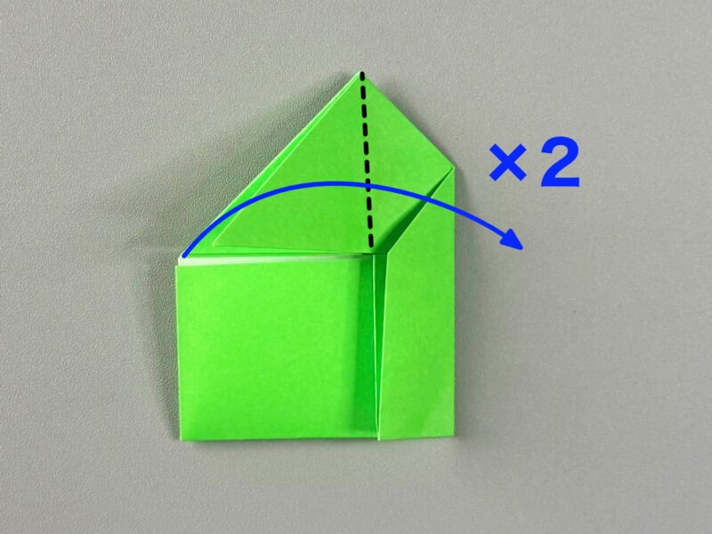 左へめくるところの画像